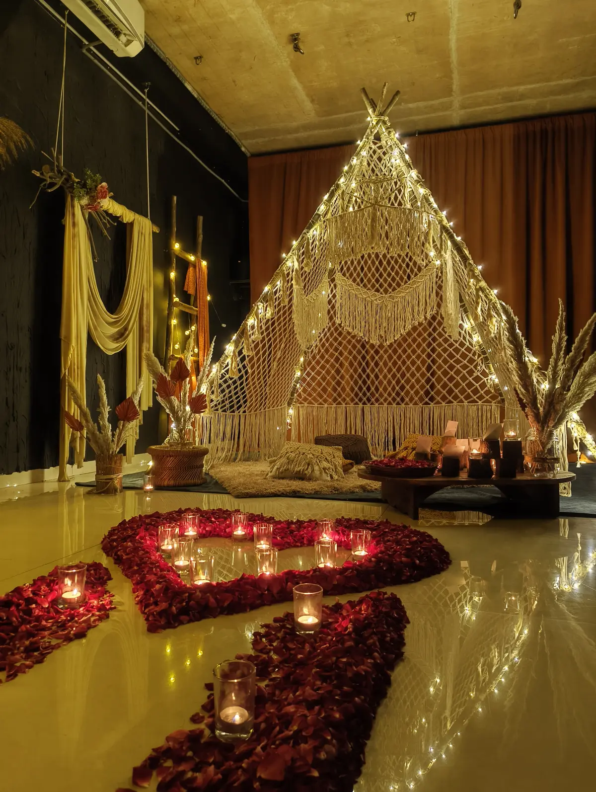 Bohemian ambiance cafe Surat